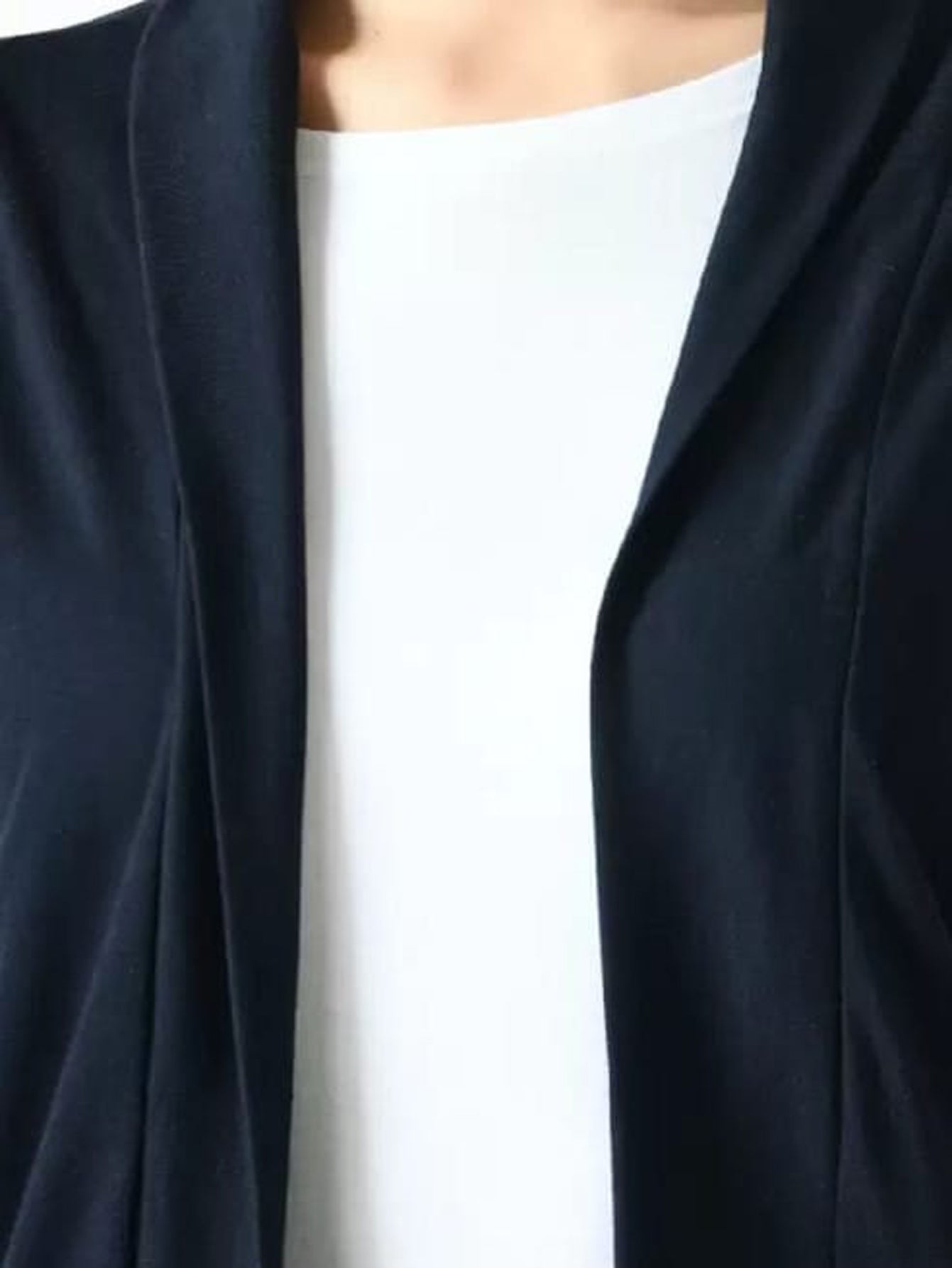 Ladies Trending sleeveless shrug